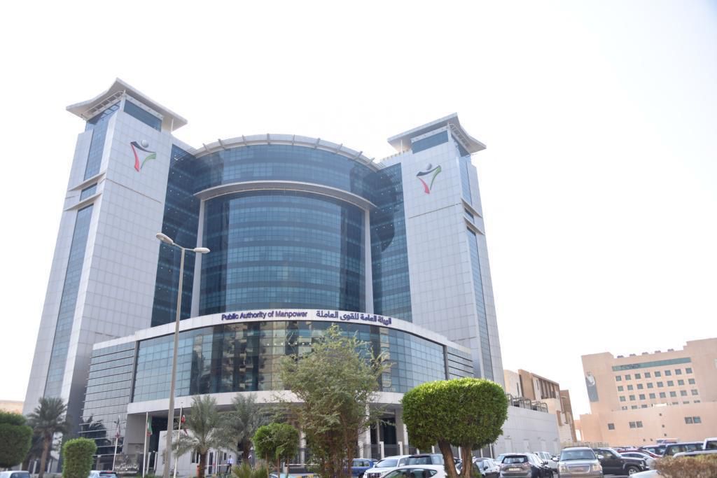 بدء حظر العمل وقت الظهيرة بالأماكن المكشوفة